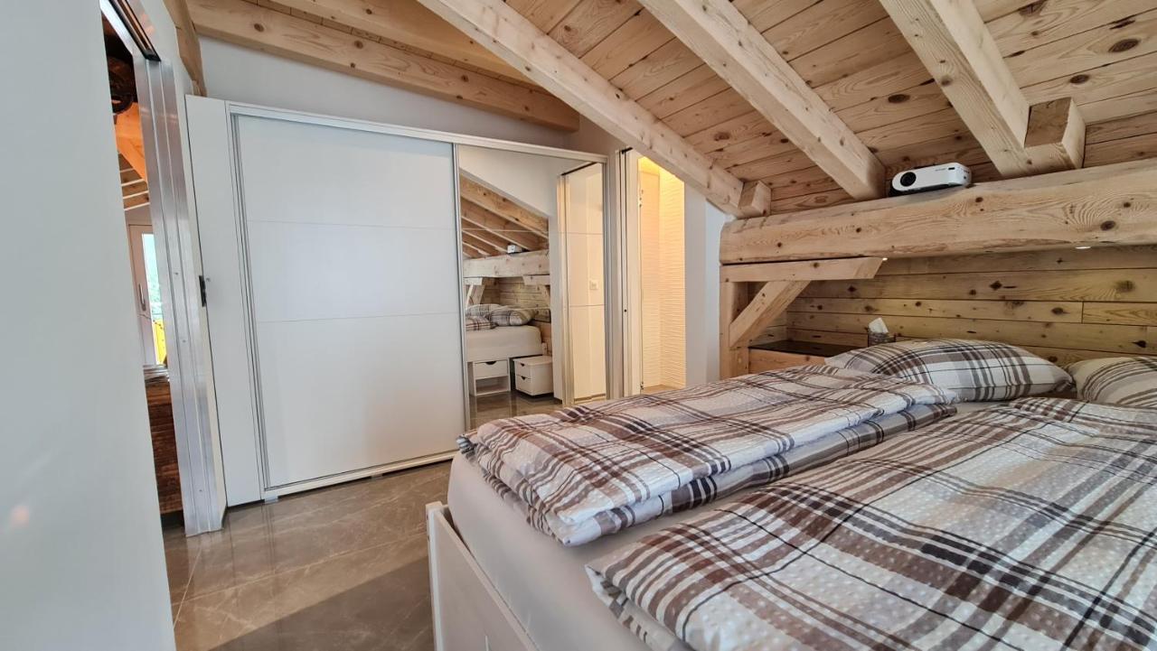 "Alti Post" Zentralgelegene, Stilvolle Dachwohnung Tasch Exterior photo